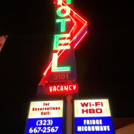 Los Feliz Hotel Глендейл Экстерьер фото